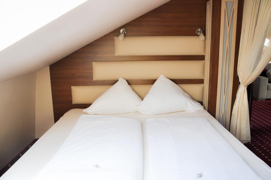 Boutique Hotel Villa-Soy Erlangen Extérieur photo
