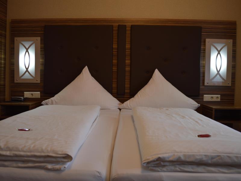 Boutique Hotel Villa-Soy Erlangen Extérieur photo