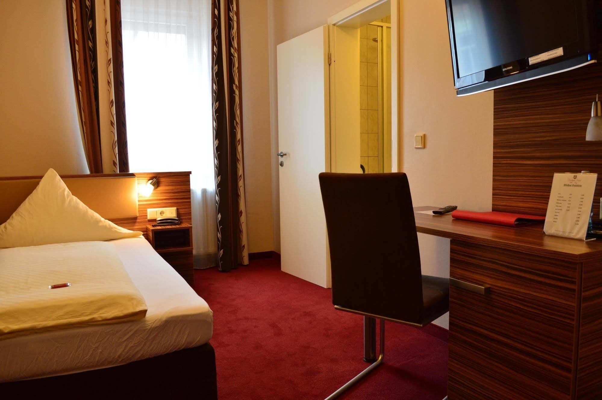 Boutique Hotel Villa-Soy Erlangen Extérieur photo